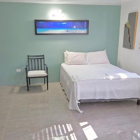 Amharic Otel Kingston Dış mekan fotoğraf