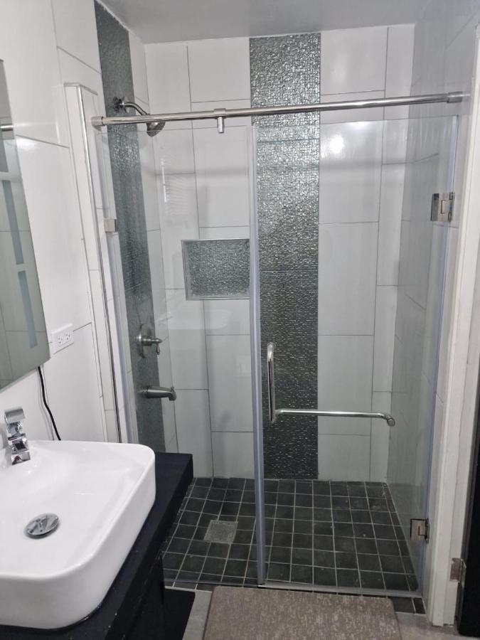 Amharic Otel Kingston Dış mekan fotoğraf